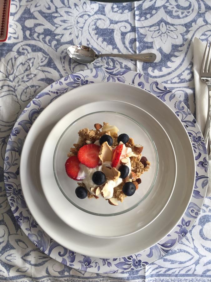 Lavender Manor Bnb Bed and Breakfast Alkimos Buitenkant foto