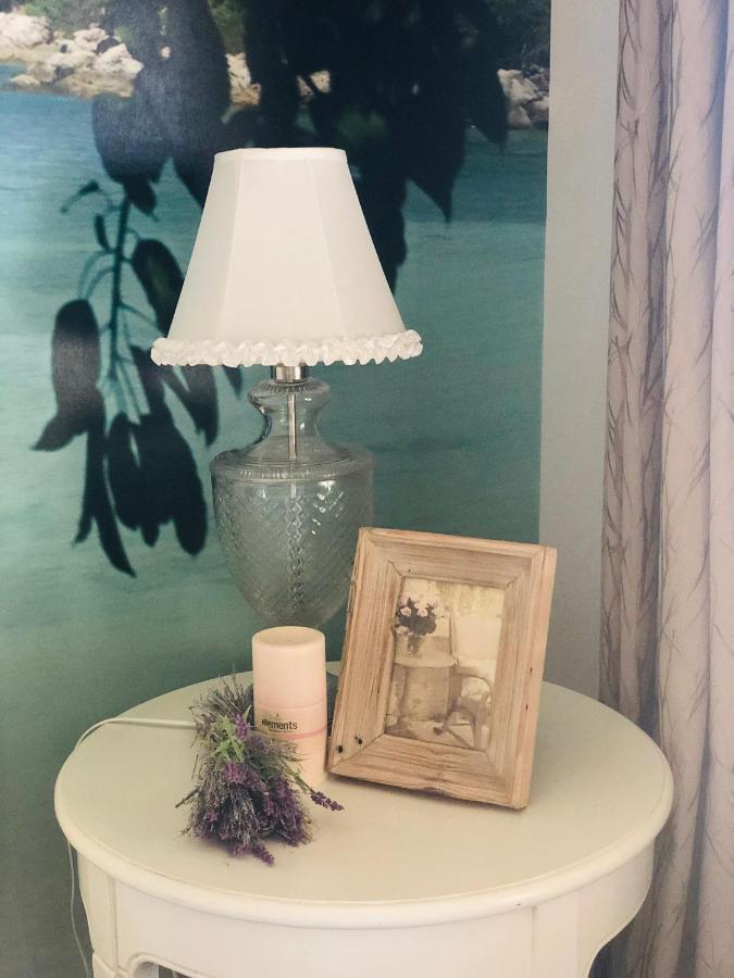 Lavender Manor Bnb Bed and Breakfast Alkimos Buitenkant foto
